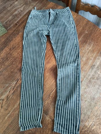 pantalon a rayure