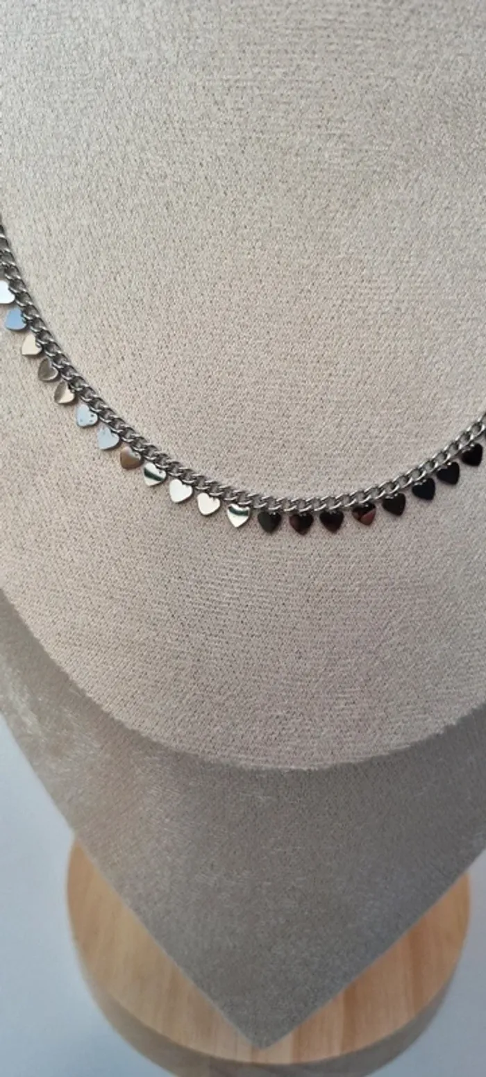 Collier argenté avec franges pampilles cœurs - photo numéro 5
