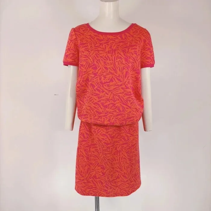 Ensemble Tee-shirt + jupe rose/orange à motif feuillage - Taille M - A309