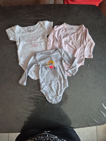 Lot 3 bodies fille