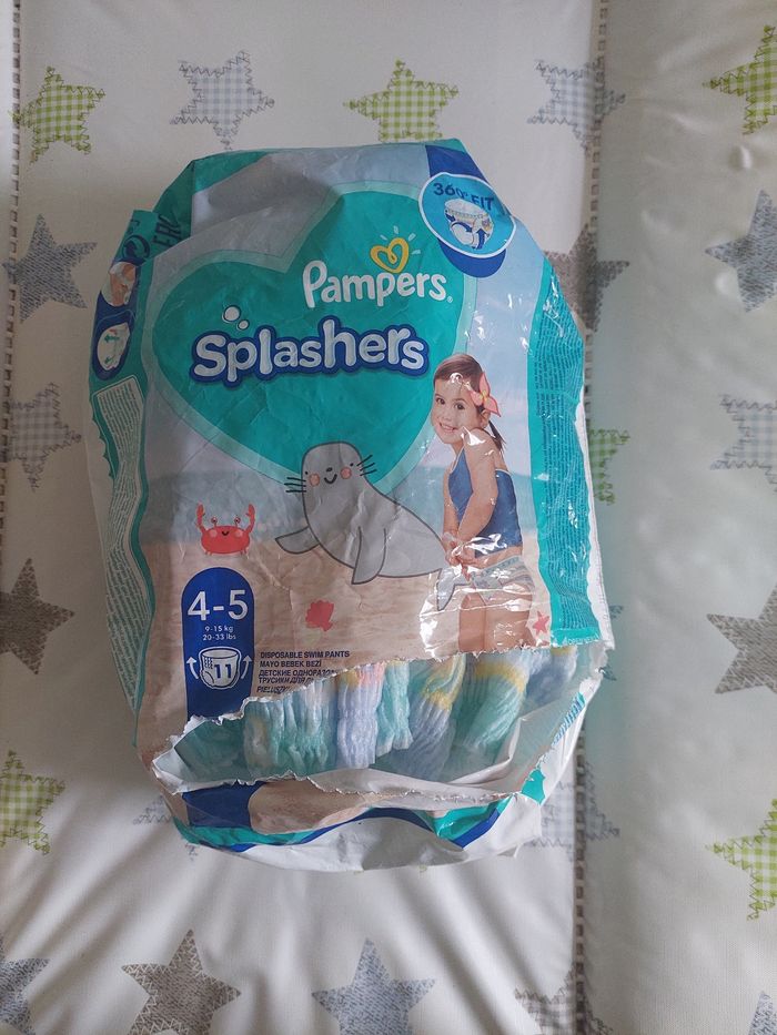 Couches pampers splashers