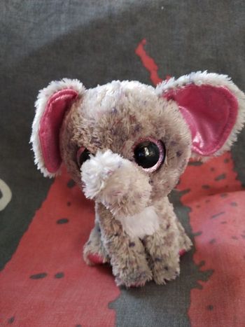 Peluche éléphant