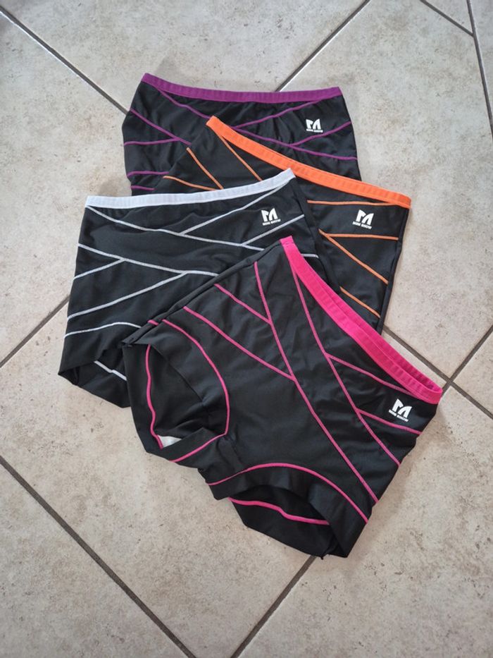 4 culottes gainantes taille M neuves