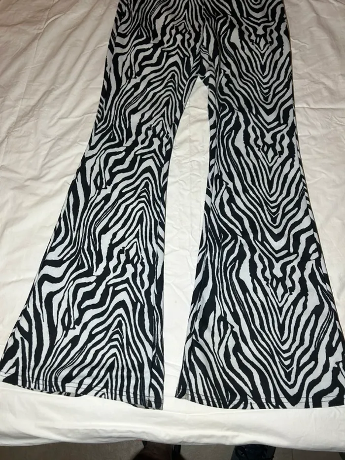 Pantalon patte d’éléphant shein - photo numéro 2