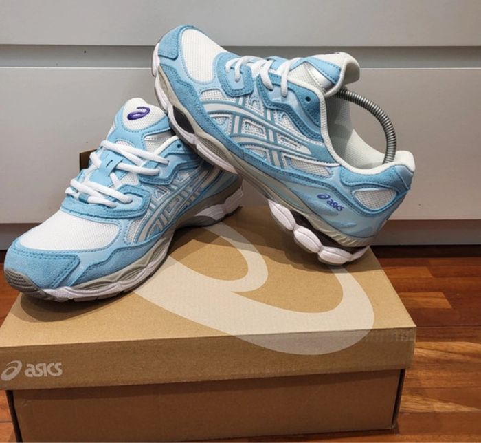 Chaussure Asics gel nyc bleu - photo numéro 2