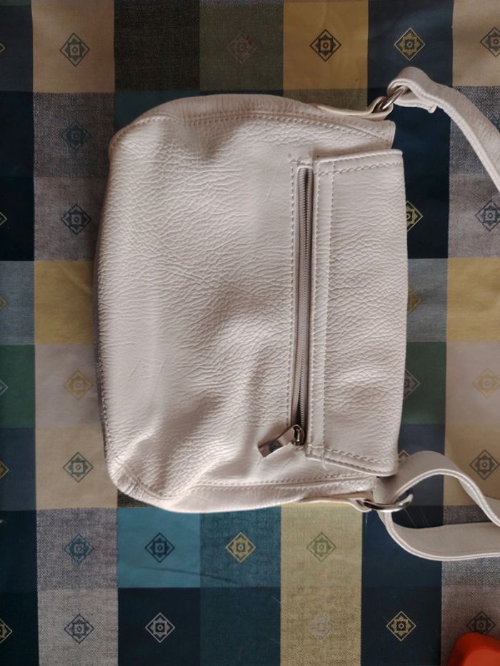 Petit sac à main blanc idéal pour mariage - photo numéro 4