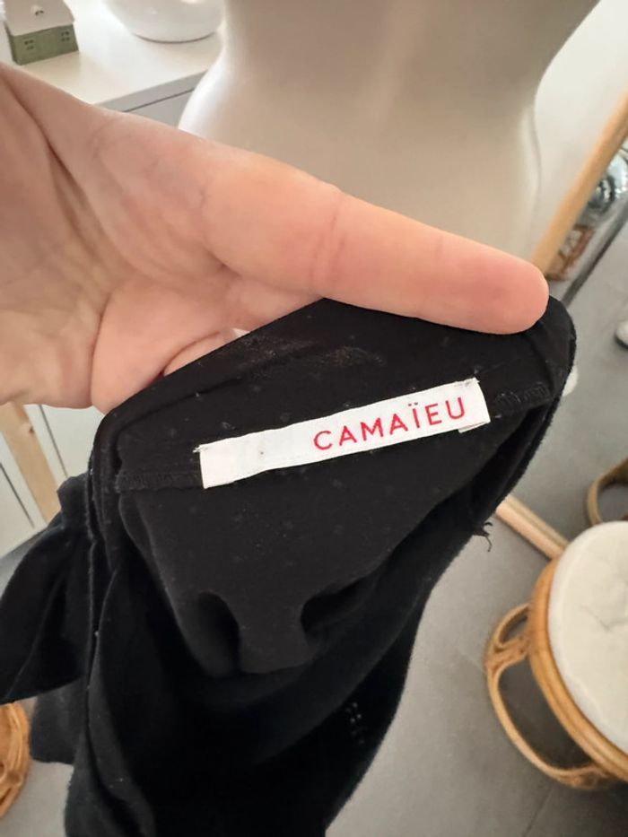 Pull noir - photo numéro 4