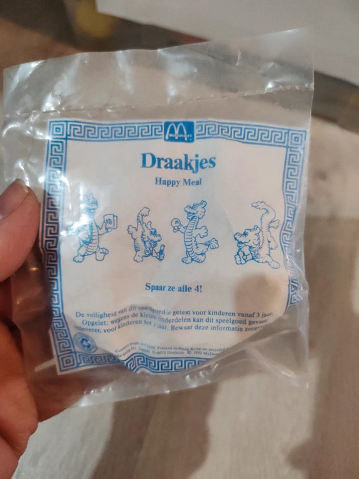 Figurine McDonald's dragon.. - photo numéro 2