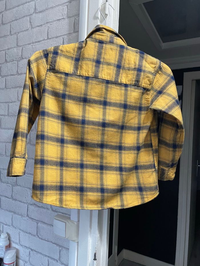 Chemise Zara taille 7 ans - photo numéro 2