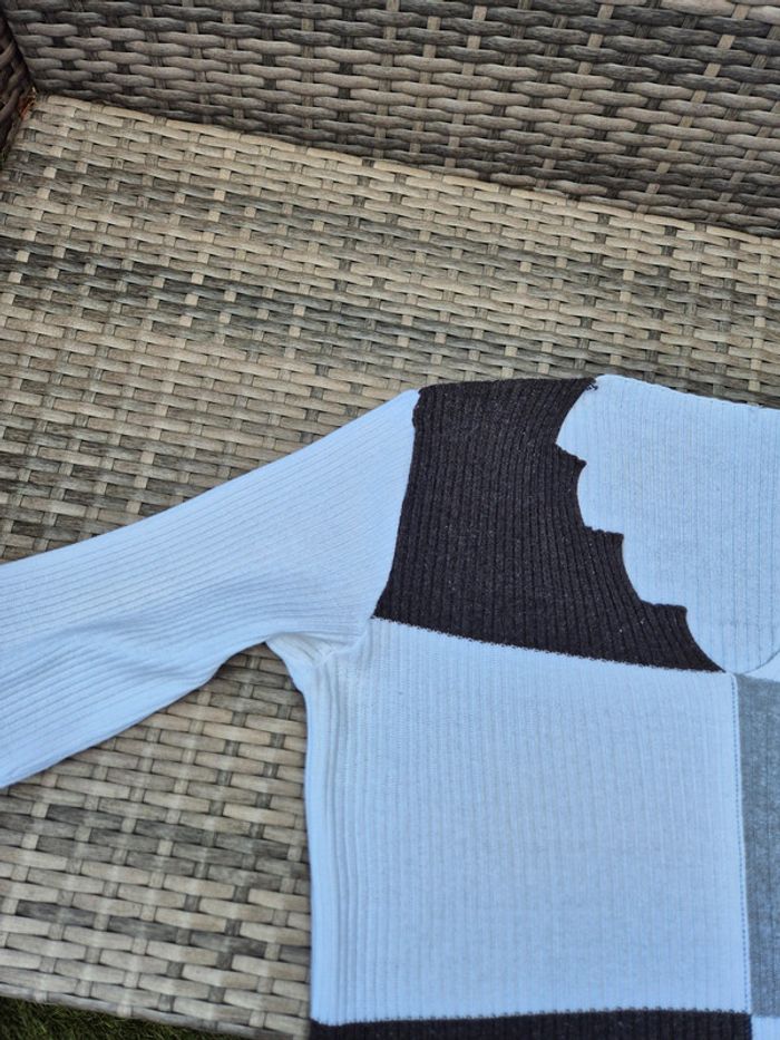 Pull à manches longues pour femme T. 42/44 - photo numéro 8