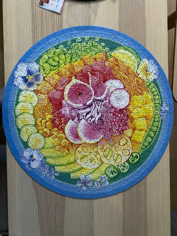 Magnifique puzzle rond Ravensburger Circle of Colors