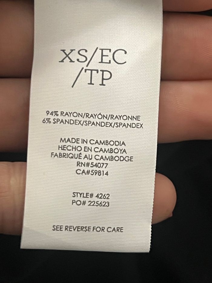 Robe drapée manches longues noire Cabi - photo numéro 10