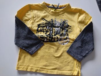 Tee shirt manches longues taille 4 ans