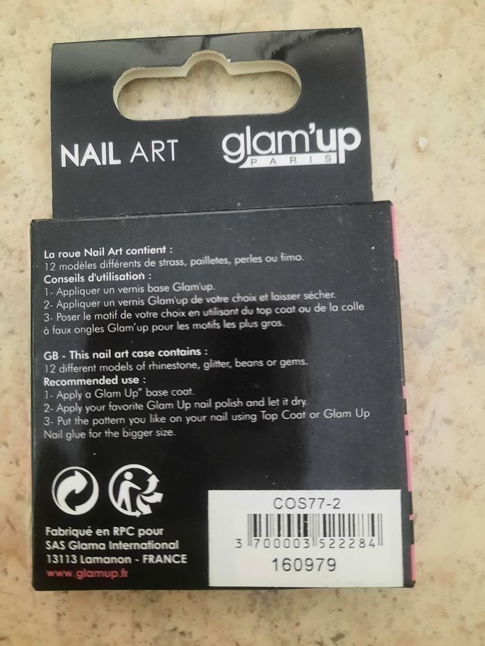 Décors relief pour ongles - photo numéro 2