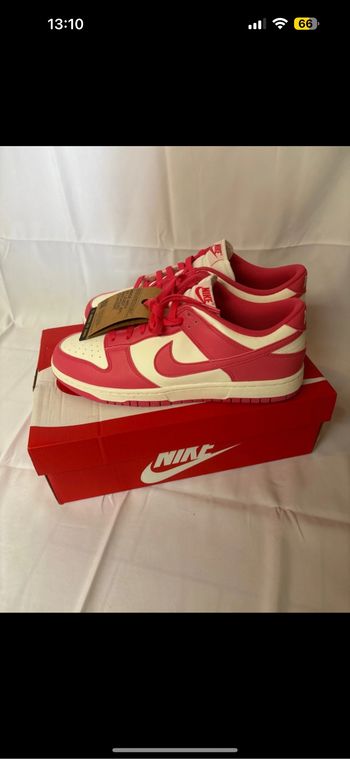 Nike Dunk low 44.5 neuves