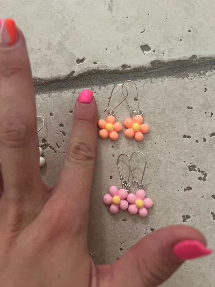 lot de 6 paires de boucles d’oreilles , fleurs - photo numéro 2