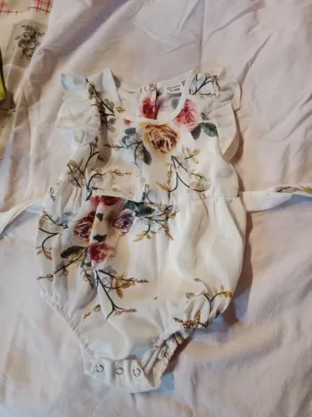 Bodies bébé fille