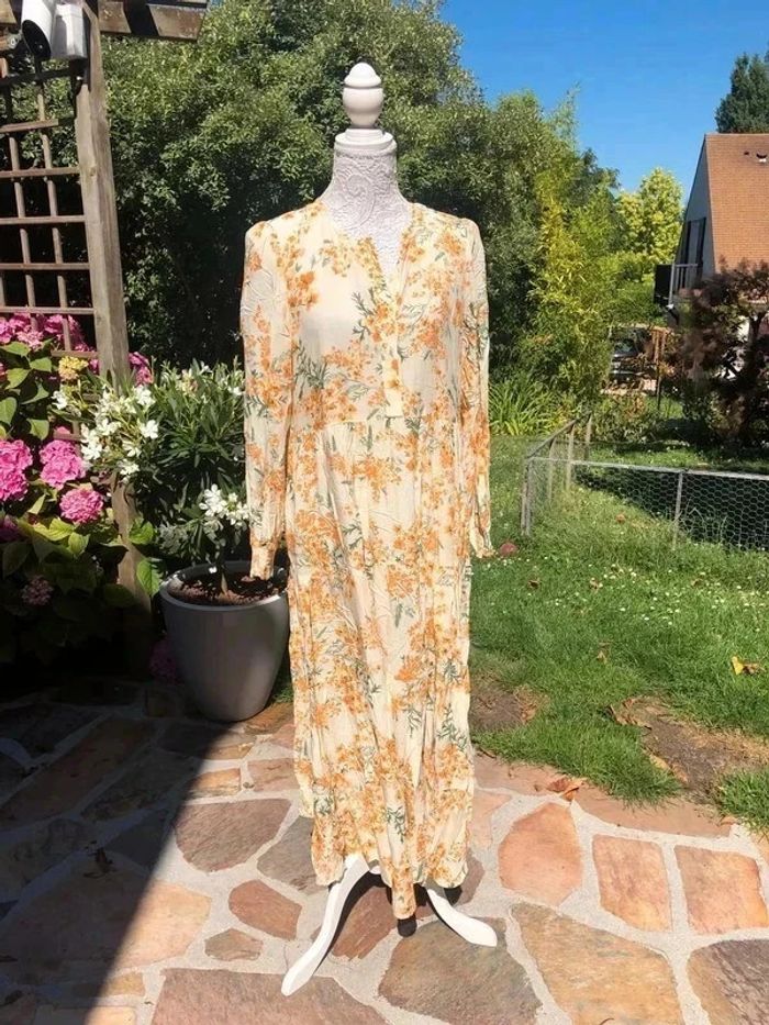 Robe Zara neuve taille S - photo numéro 2
