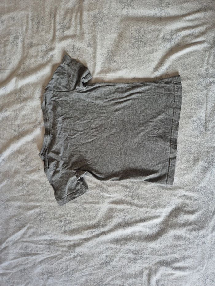 Jolie t shirt puma taille 5 ans - photo numéro 5