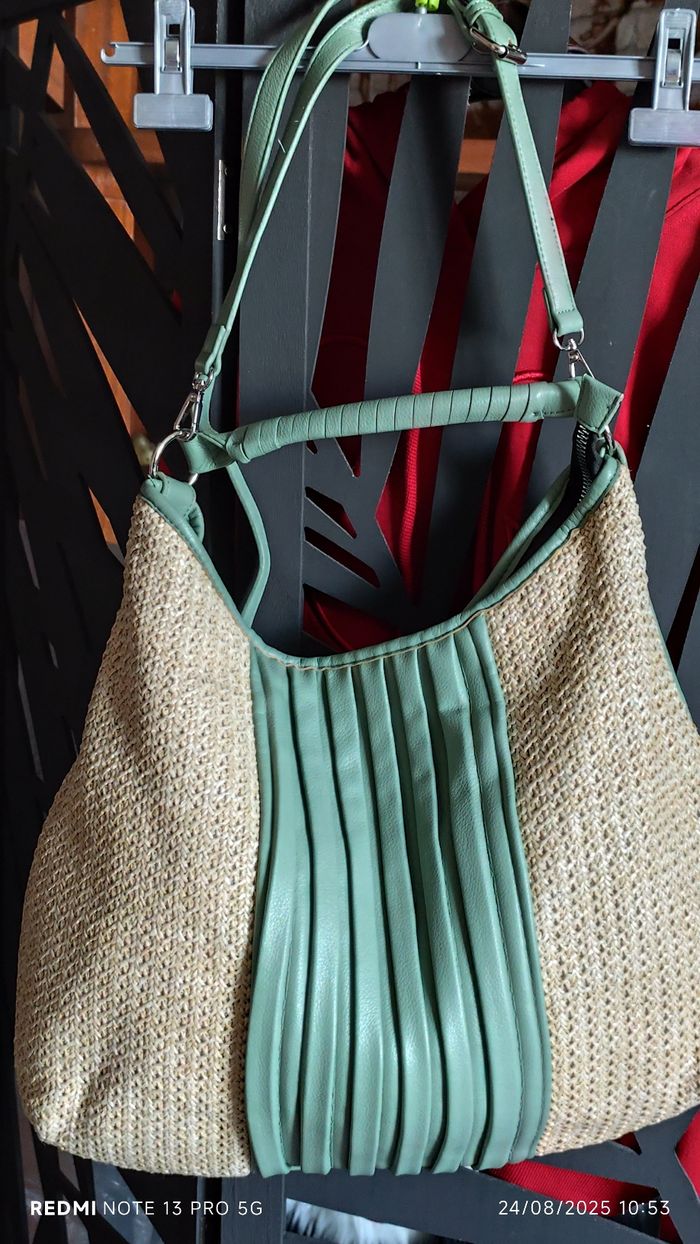 Sac à main vert et beige - photo numéro 2