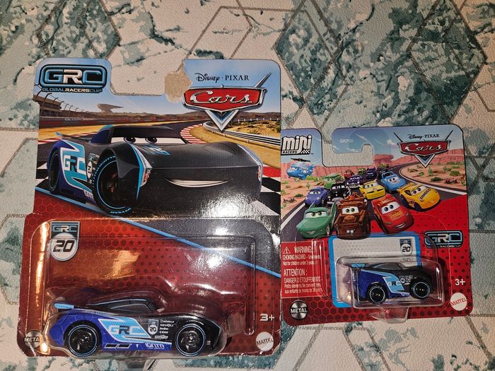 voitures cars Mattel neuves Disney Pixars neuves