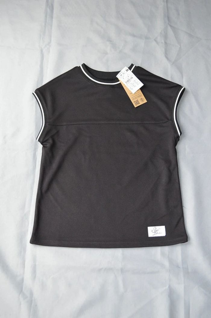 T-shirt Kiabi noir taille 8 ans / 128 cm