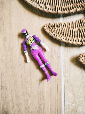 🙅 Power rangers dino charge figurine ranger violet marque Bandai