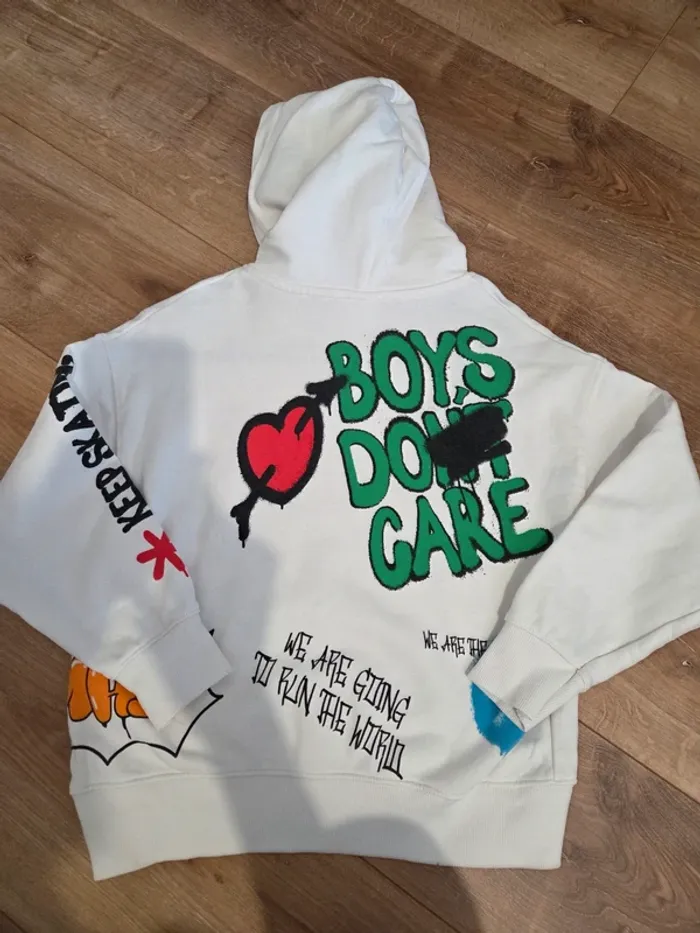 Sweat Zara taille 9 ans - photo numéro 3