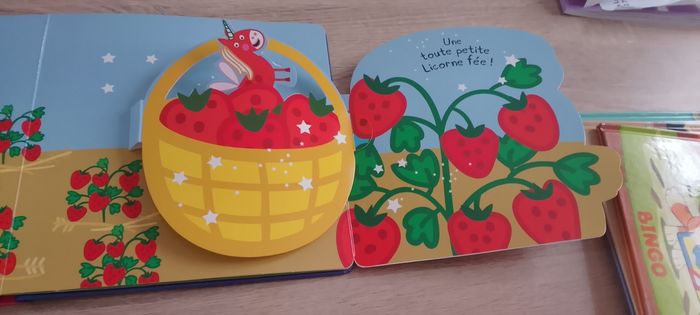 Livre Peppa pig et les licornes - photo numéro 3