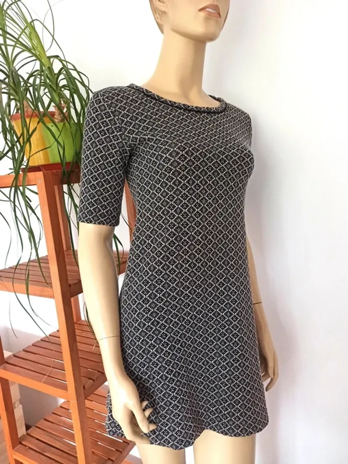 Vestido gris de punto con estampado talla S/M (36/38) - photo numéro 2