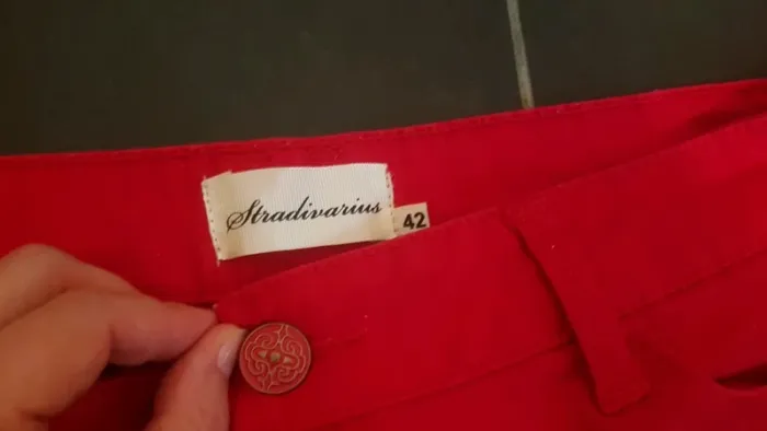 Mini jupe Stradivarius - photo numéro 2
