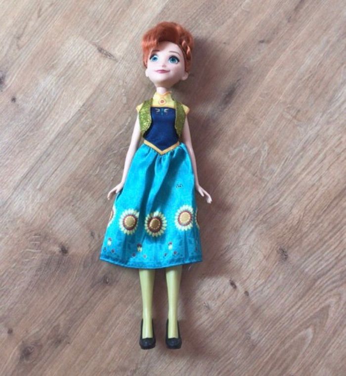 Barbie Anna