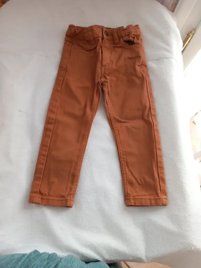 🚼pantalon jeans marron 2ans