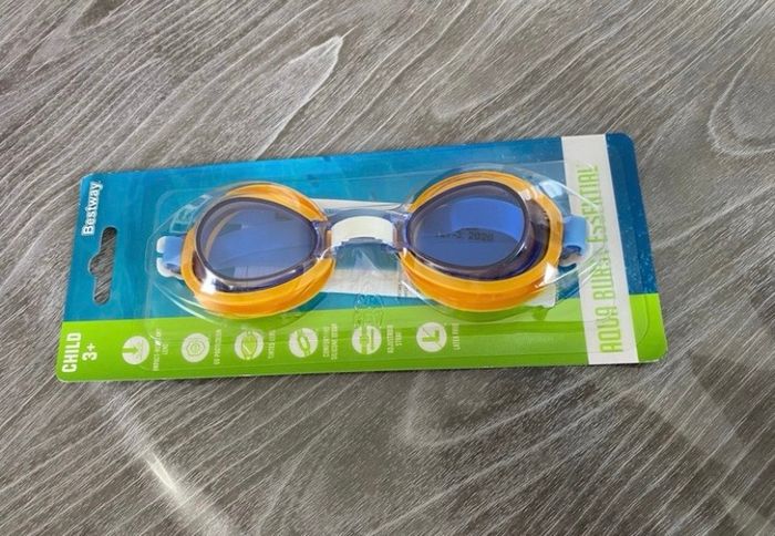 Lunette de piscine