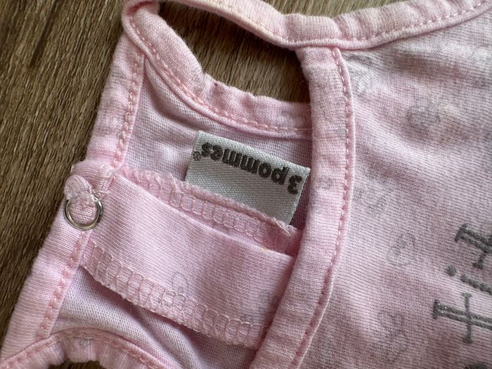 - Barboteuse 3 pommes (F) - 3 mois - Très bon état - photo numéro 2