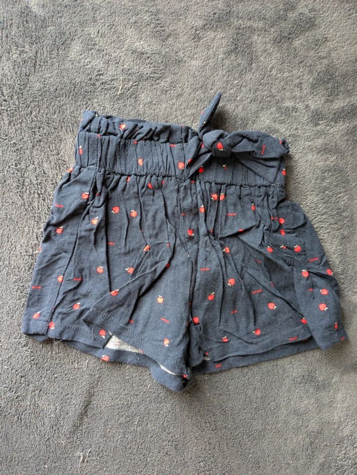 Lot pantalon + short Kiabi - photo numéro 3