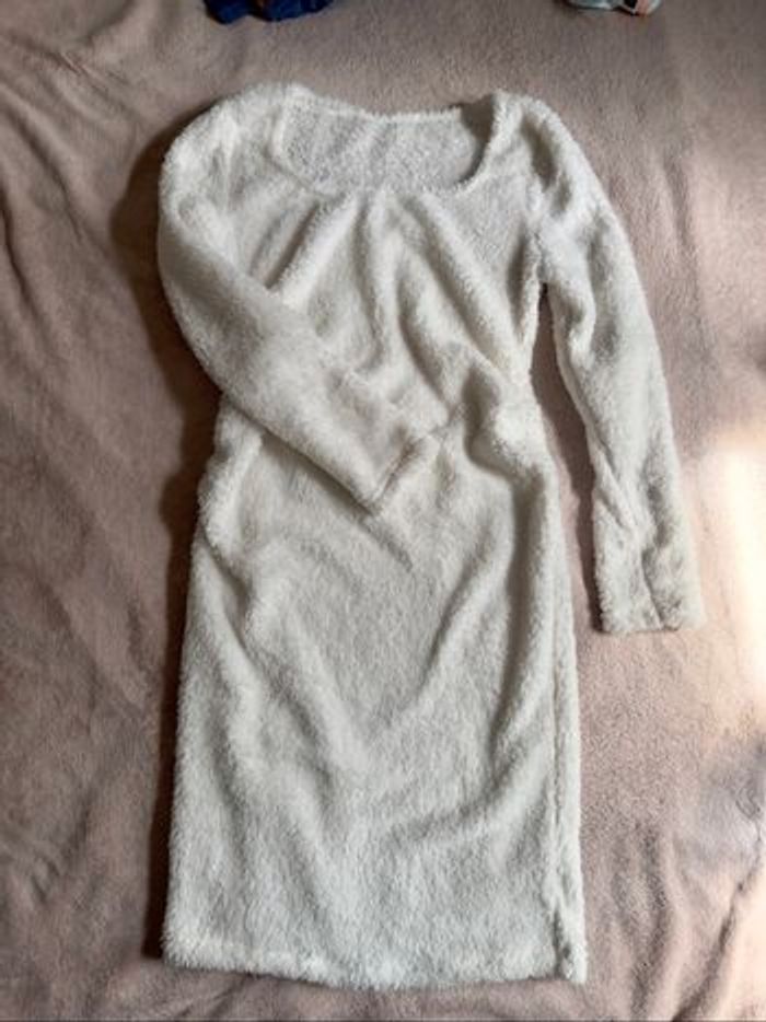 Robe blanche - photo numéro 2