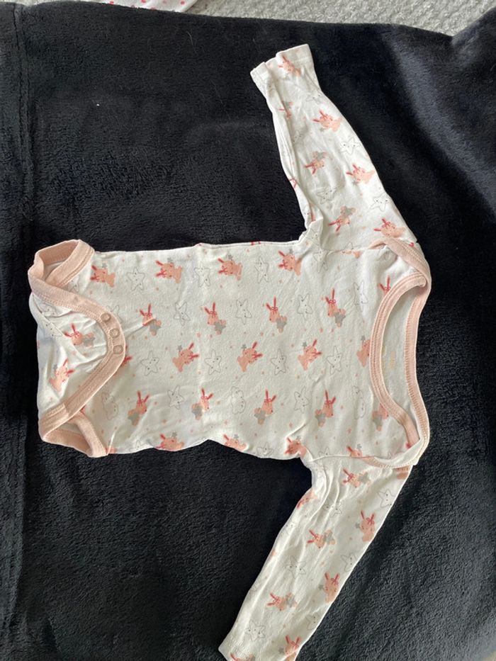 Body 9 mois - photo numéro 2