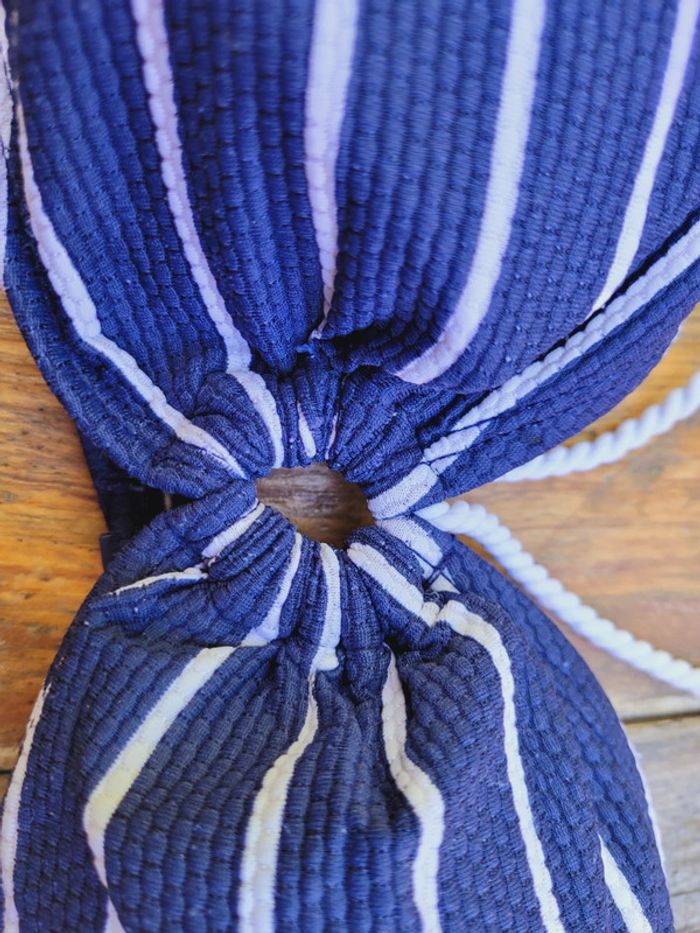 Superbe maillot de bain 👙 2 pièces La Halle,marin, bleu marine rayé blanc, bustier, 40/42 - photo numéro 5