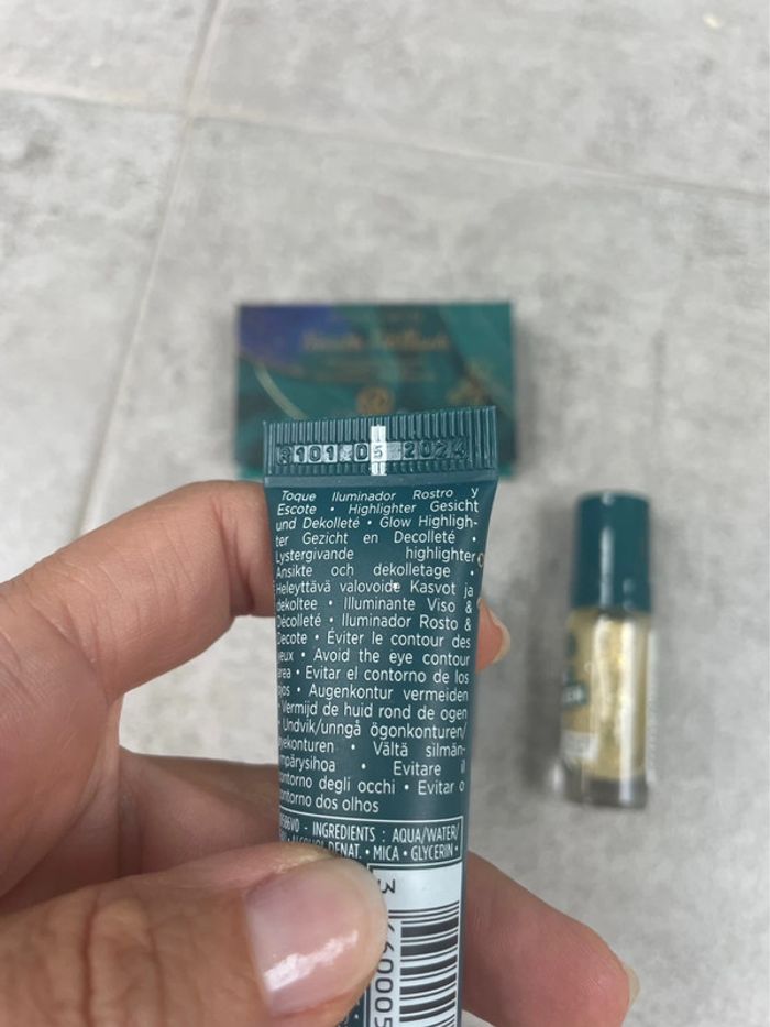 Lot 4 produits maquillage Yves Rocher neufs - photo numéro 6