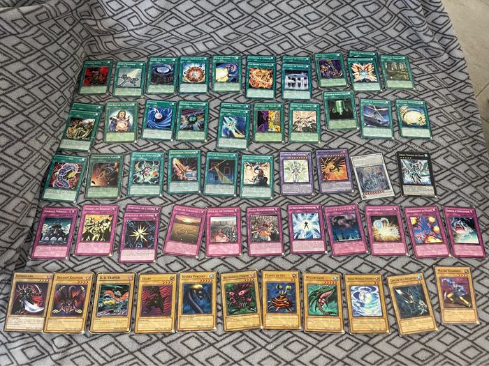 Lot de 248 cartes Yu-Gi-Uh! de Konami - photo numéro 3