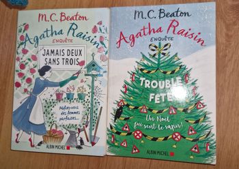Lot de 2 livres Agatha Raisin tome a6 et 21