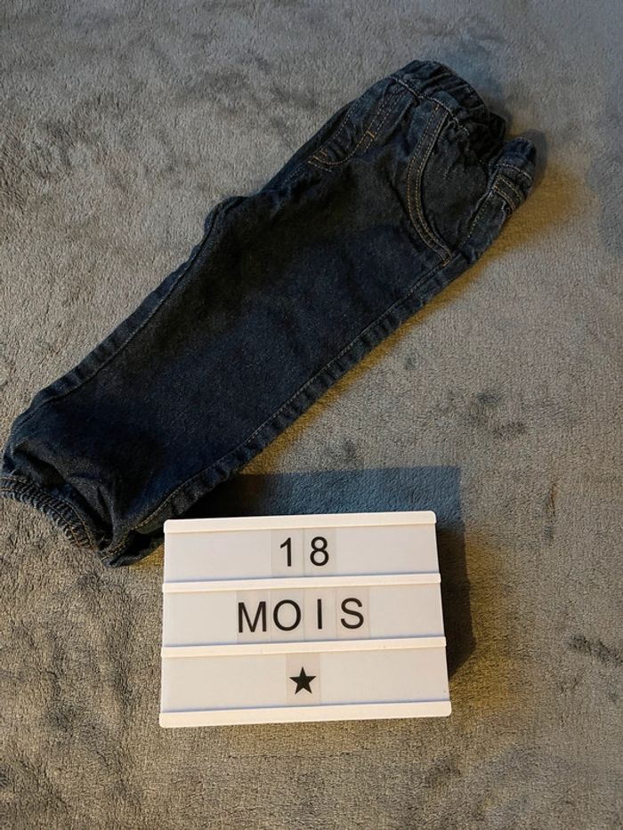 Jean sans bouton 18M