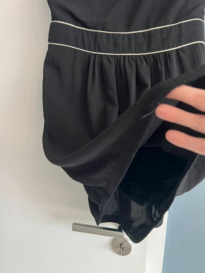 Robe noir - photo numéro 3