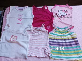 Lot débardeurs 2ans