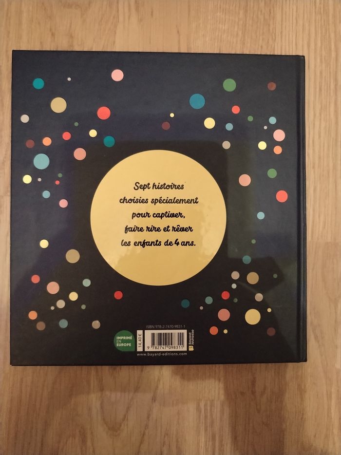 Livre Les belles histoires de mes 4 ans - photo numéro 2