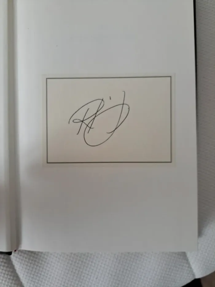 The arrangement with signed bookplate - photo numéro 4