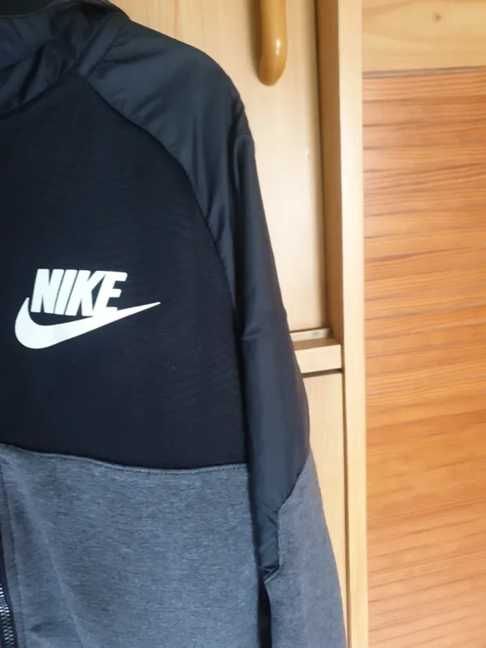 Gilet Nike - photo numéro 4