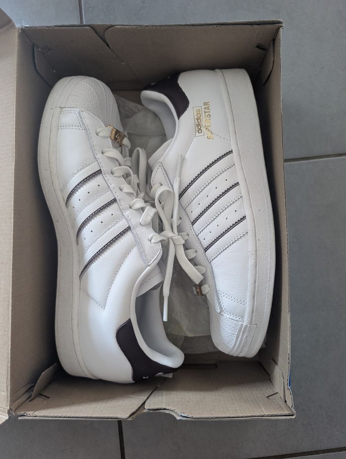 Baskets Superstar Adidas. - photo numéro 6