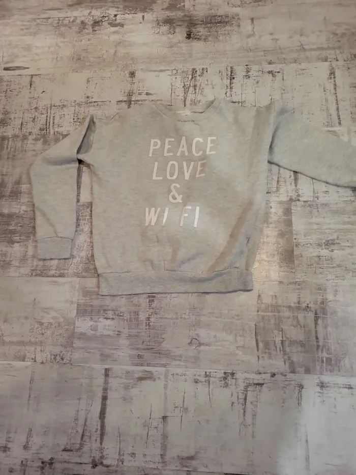 Sweat shirt